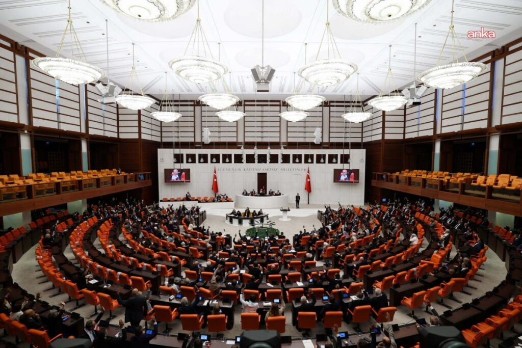 yeni yasama yili yarin yogun gundemle basliyor parti grup baskanvekilleri degerlendirdi SPxwUnX9