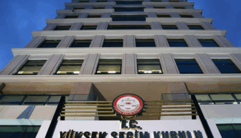 yuksek secim kurulu chpnin ilce kongrelerinin durdurulmasi kararina itirazini kabul ederken istanbul il yonetimi sVzMbyKC