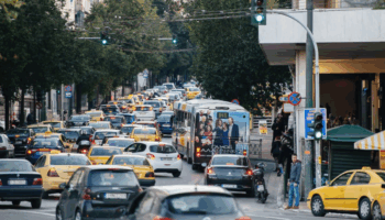 yunanistan trafik kurallarinda sikilastirmaya giderken pek cok ulke tatilcileri yeni kurallara karsi uyariyor VMteAdse