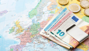 euro bolgesinde imalat sanayi pmi eylulde 498e gerileyerek yeniden daralmaya dondu WAGOmfRb