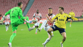 fenerbahce samsunda iki puan birakti 5IzgWFwj