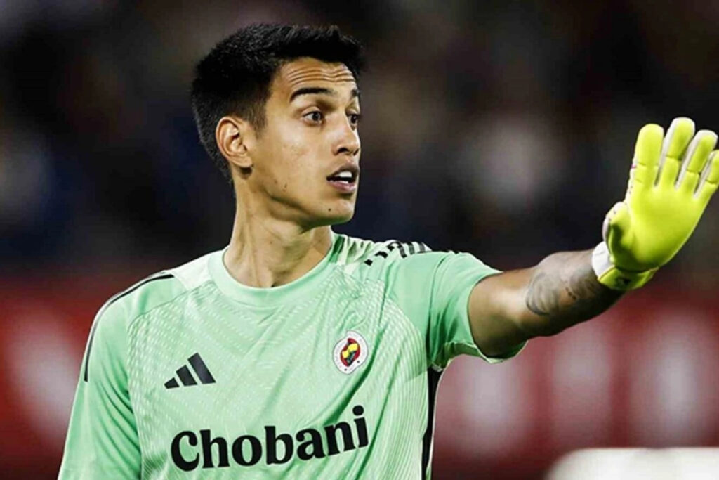 fenerbahcede forma terleten futbolcu irfan can egribayatin ayak parmagi kirildi mYEgIk25