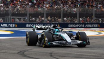 formula 1 dunya sampiyonasi singapur grand prixsinde pole pozisyonu russellin mZEMGRXT