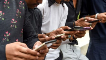 hindistan google ve microsoft yerine yerli alternatife yoneldi VsF8wGjy