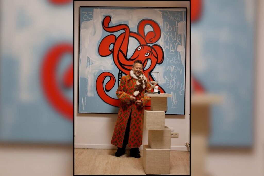 iki yil once hayatini kaybeden cagdas sanatin onemli isimlerinden haluk akakcenin atolyesi sanatseverleri agirlayacak 61yPcn5p