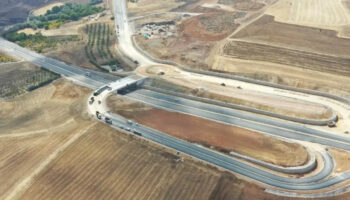 kirsehir kamanda 3 kara yolu projesi tamamlandi 27 milyar liralik yatirim ulasimi hizlandiracak 9AigNkgX