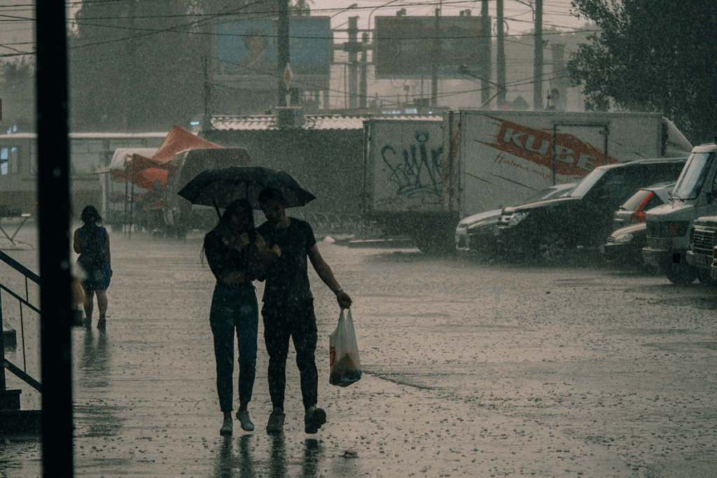 meteorolojiden hortum ve su baskini uyarisi IaSRveBY