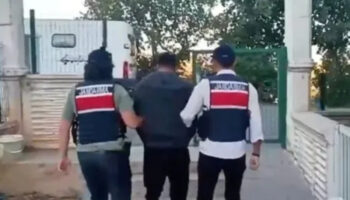 ptt ve hgs adini kullanarak dolandiricilik yapan 12 supheli yakalandi q53Sd2as