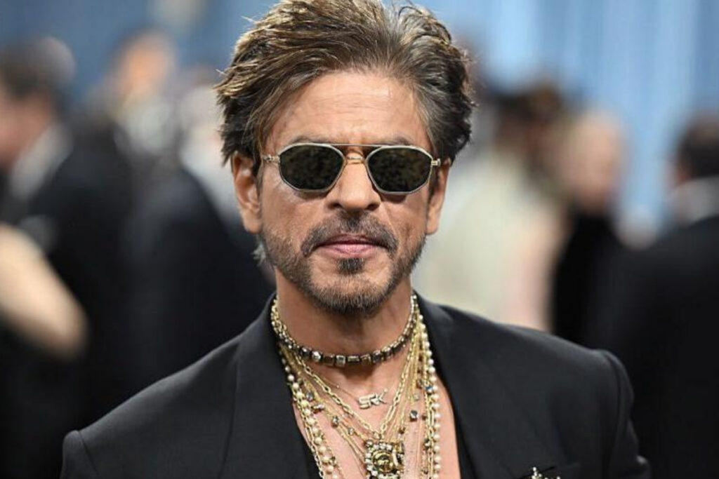 shah rukh khan bollywoodun diger unlu isimlerini geride birakarak dunyaca unlu milyarderler ligine katildi 5BHsJks2