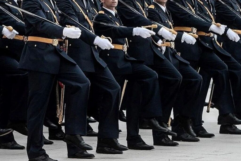 sozlesmeli subay ve astsubay yonetmeliginde sinavlar degerlendirme esaslari ve engel halleri degisti BlEJ9pzW