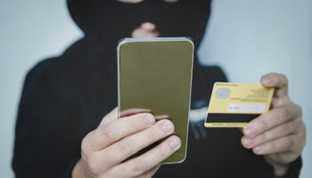 turk dolandiricilar almanyayi sarsti milyonlarca euro V1Tfe7JK