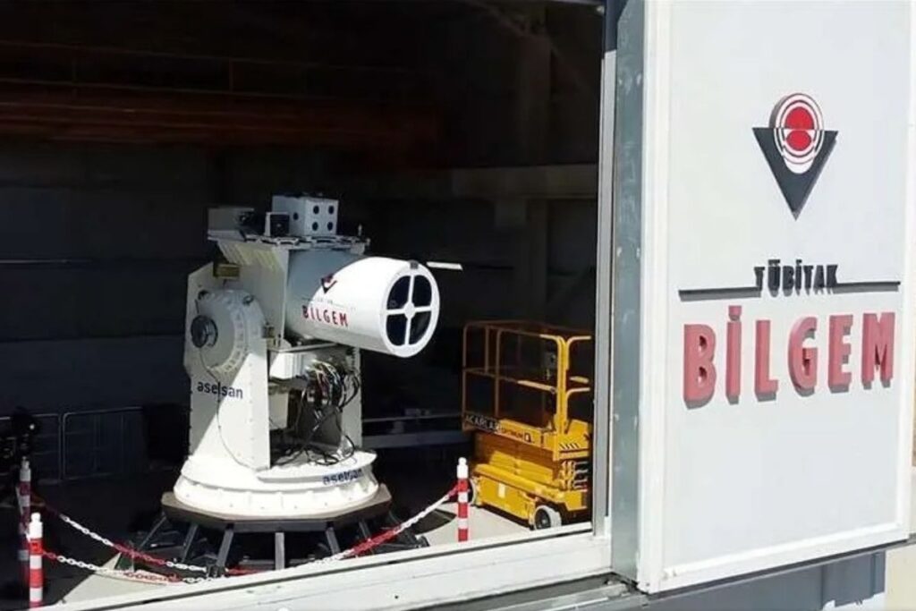 turkiyenin lazer silahi isik yuksek guclu lazer sistemi kabul testlerini gecti 99EpkF6B