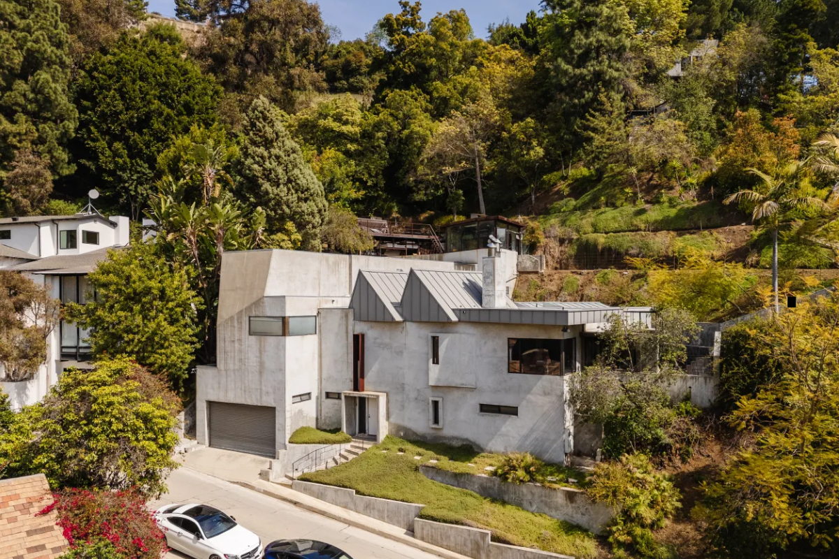 unlu yonetmen david lynchin hollywooddaki malikanesi mirascilari tarafindan 15 milyon dolara satisa cikarildi 0 dDqS3i6C