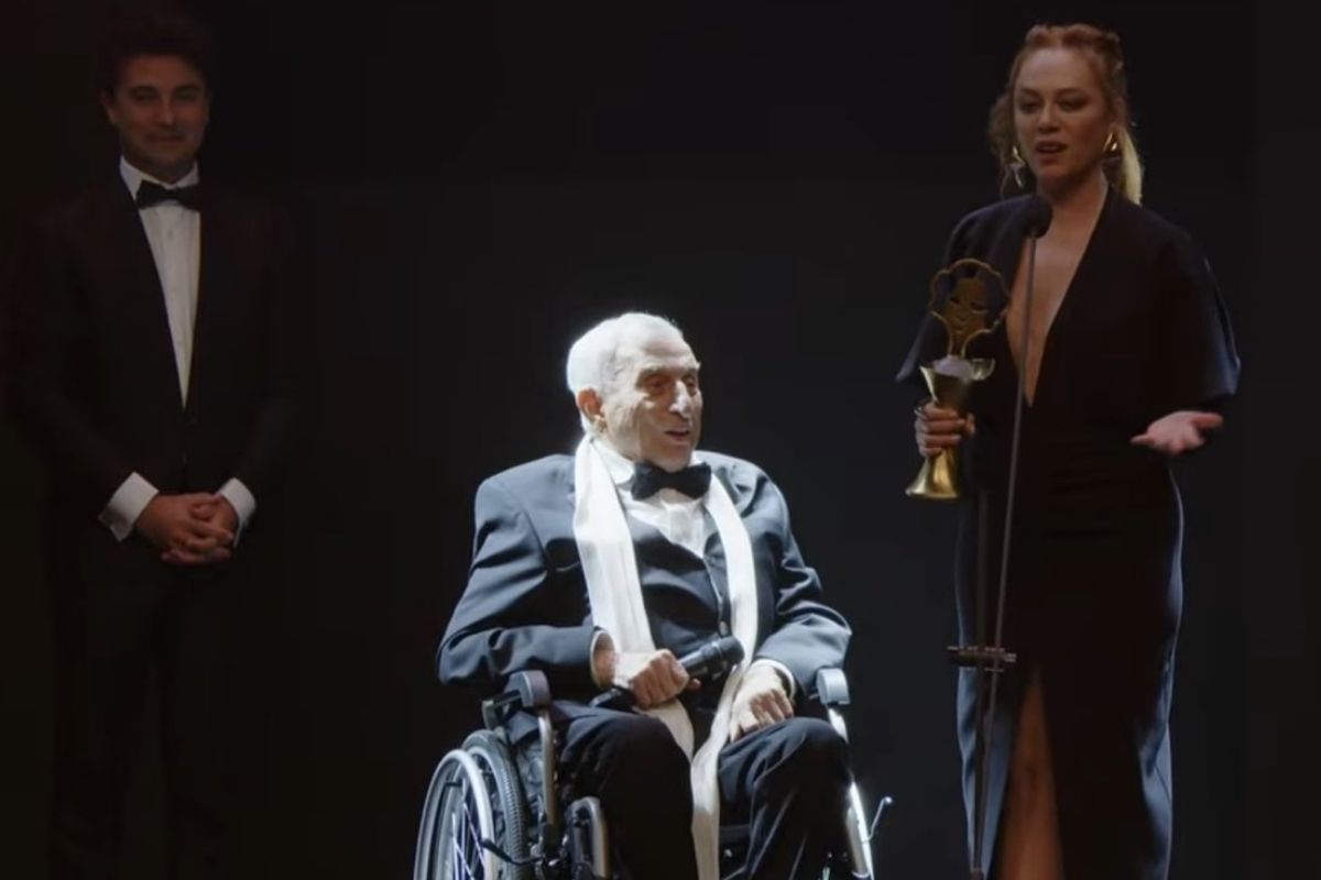 yapi kredi afife tiyatro odulleri sahiplerini buldu medea material 5 dalda odul aldi 1