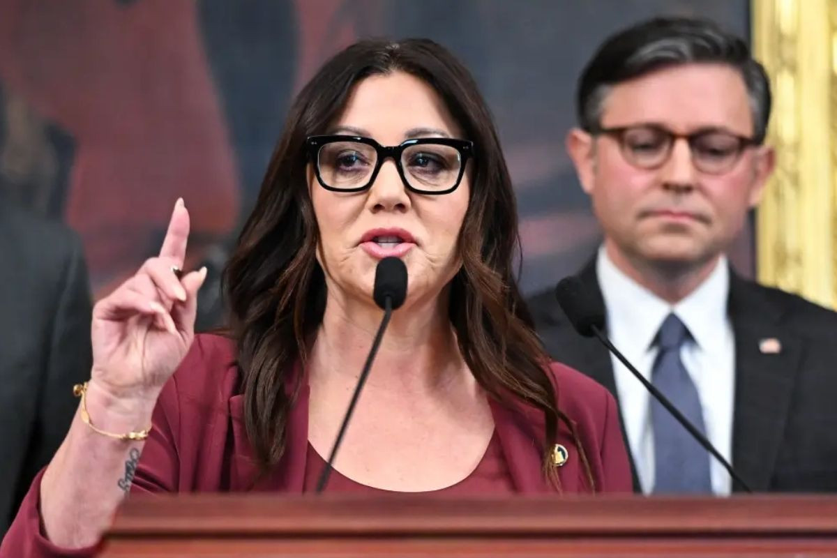 abd calisma bakani chavez deremerin astiyla yasak ask yasadigi ileri suruldu hakkinda sorusturma baslatildi 2 KDK1qIAK