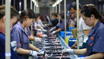 abd ile tarife geriliminin golgesinde cinde sanayi sirketlerinin kari 2025te sinirli artis gosterdi ACTYCjtF