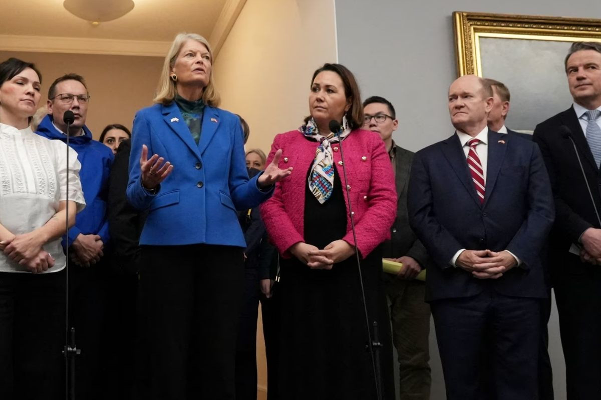 abdden 11 kisilik heyet gronland meselesini gorusmek icin danimarkayi ziyaret etti 1 99lK8vfW