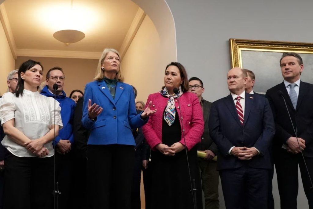 abdden 11 kisilik heyet gronland meselesini gorusmek icin danimarkayi ziyaret etti 4ZpgnaQs
