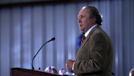 ABD'nin eski Başkanı Ronald Reagan'ın oğlu Michael Reagan 80 yaşında hayatını kaybetti 5 abdnin eski baskani ronald reaganin oglu michael reagan 80 yasinda hayatini kaybetti nRIAbSNc