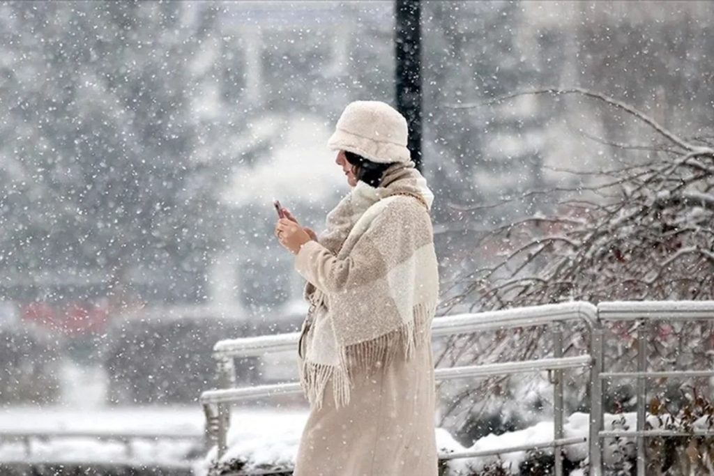 afet koordinasyon merkezinden istanbul icin 2 gunluk kar alarmi BRmcv8Dr