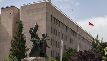 ankara cumhuriyet bassavciliginca ihaleye fesat karistirma sorusturmasinda 21 supheli yakalandi rL4ruFtk