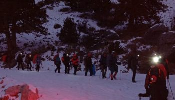 antalya elmalida firtina nedeniyle dagda mahsur kalan 24 dagci kurtarildi Df2AZZAz