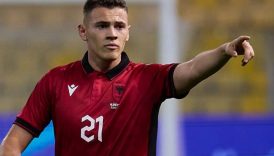 besiktas kristjan asllaniyi kadrosuna katmaya hazirlaniyor edenJkz4