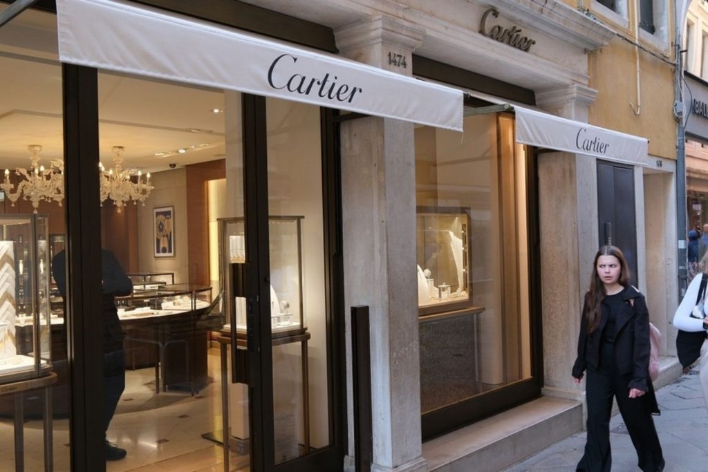 cartierin sahibi richemont satis beklentilerini asti 7Q1nL7Dc