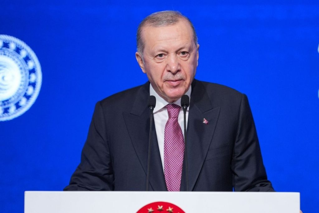 cumhurbaskani erdogan abd tarafindan kacirilan venezuela lideri maduroyla ilgili aciklama yapti DJaWvK1M