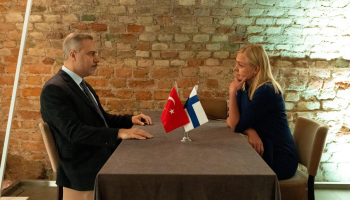 disisleri fotograf paylasti hakan fidan ve finlandiyali mevkidasi gorustu yAZAaitu