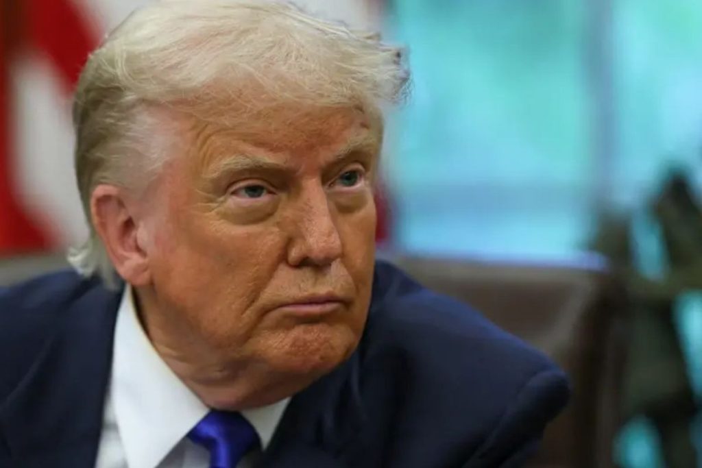 donald trump irandaki gosterilerle ilgili rejimin insanlari oldurmesi halinde abdnin olaylara dahil olacagini soyledi 69eQy2F6