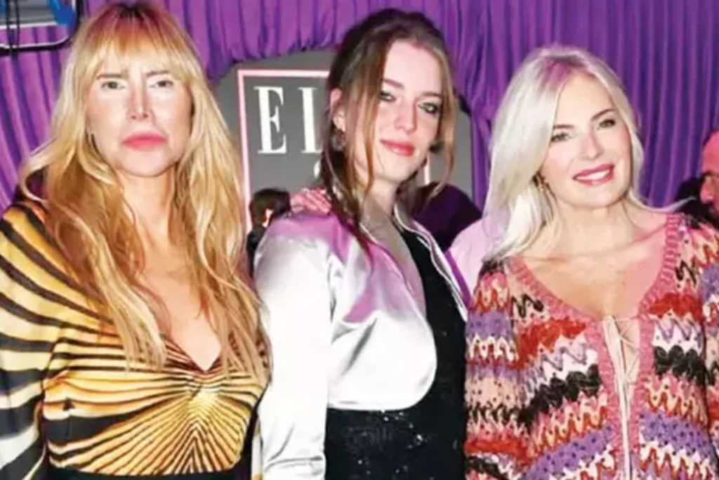 elif durust ve mine kalpakcioglunun zaman tanimayan sikligi XUz2WhTV