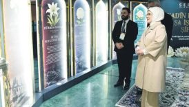 emine erdogan tip ve kultur sanat sempozyumuna katildi SnKde8Rl