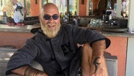 esat yontunc sorusturma kapsaminda yurt disina cikis yasagiyla serbest birakildi XE16v683