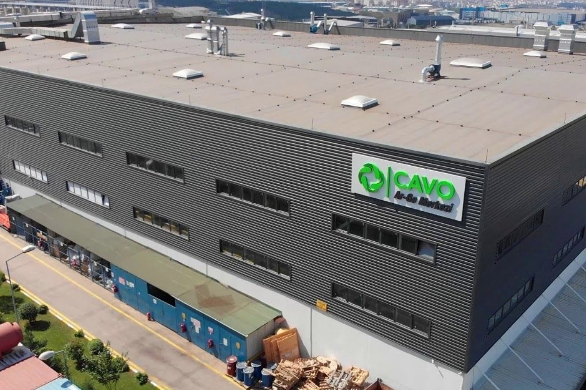 fabrikada en dusuk maas 95 bin tlye yukseldi isciler halay cekerek kutladi 0 9elAbjO7