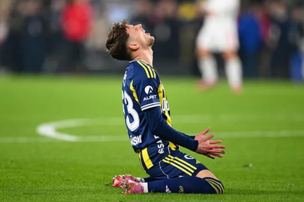 fenerbahcede sebastian szymanski alanyaspor macinin kamp kadrosundan cikarildi DyQJxPO6