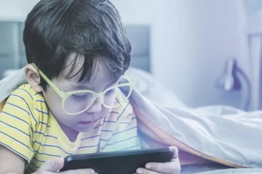 finlandiyada uc yasindan itibaren yalan haberle mucadele egitimi heaj4XKm