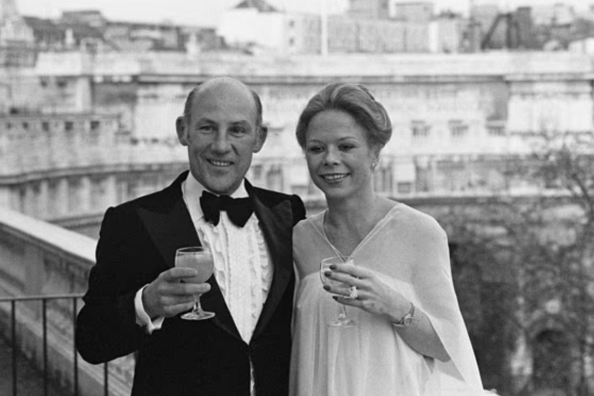 formula 1 efsanesi sir stirling mossun cocuklari pilotun kaski ve 27 milyon dolarlik miras 5HKlPUwy