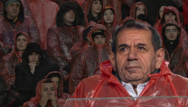 galatasaray baskani dursun ozbekten super final macinda dagitilan poset yagmurluklarla ilgili ozur aciklamasi MuDS6A3Q