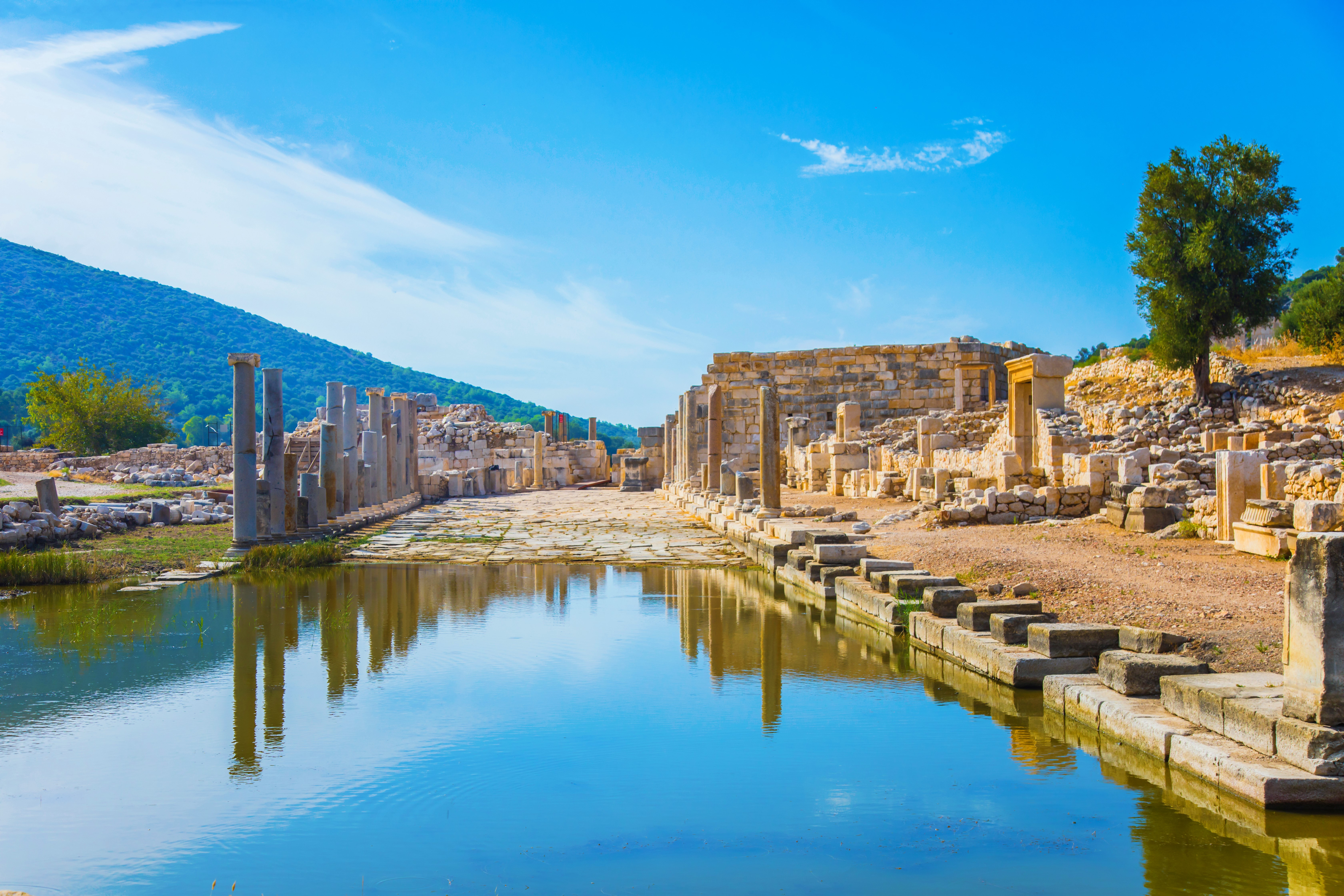 gece muzeciligiyle antalyada muze ve oren yerleri 325 milyon ziyaretciye ulasti 2 tJb4it1e