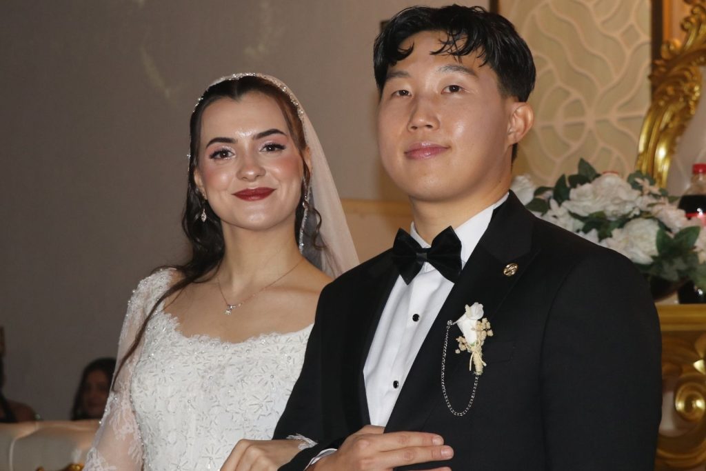 guney koreli damat can ile rizeli gelin melisa dunyaevine girdi eWHgs3kD