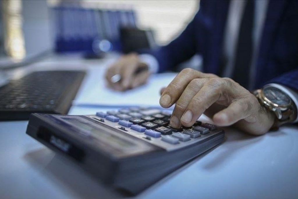 hizmet uretim endeksi kasim ayinda yuzde 4 artti QOTUIO55