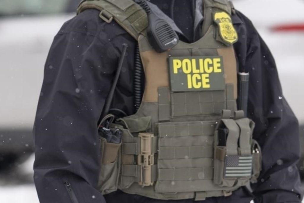 hollywooddan icenin minnesotada 2 kisiyi oldurmesine karsi trump yonetimine tepki y2yNkXbl