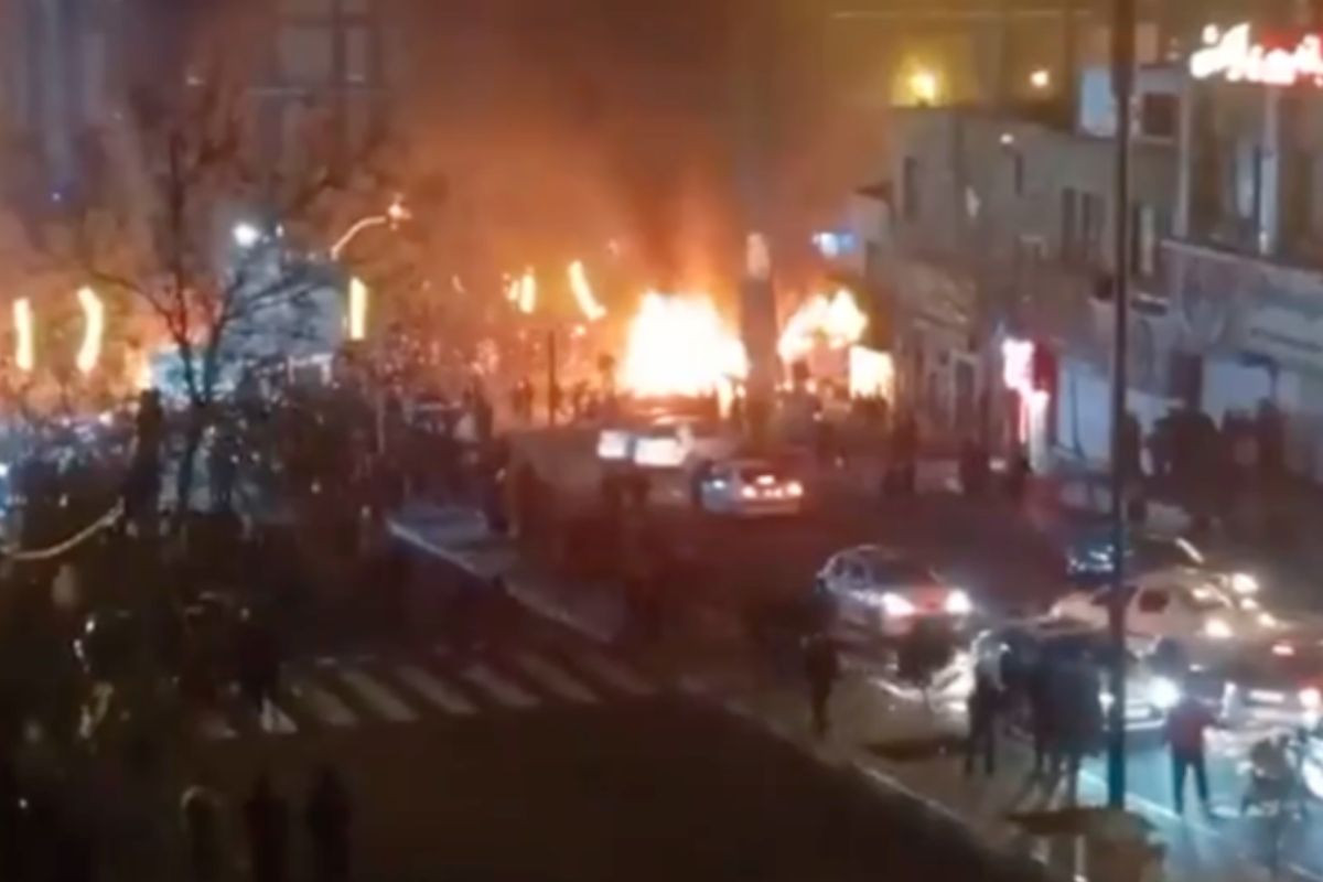 iranda ekonomik kriz nedeniyle baslayan eylemlerde olenlerin sayisi artiyor abd yonetimi olasi saldirinin nasil CkDJClK2