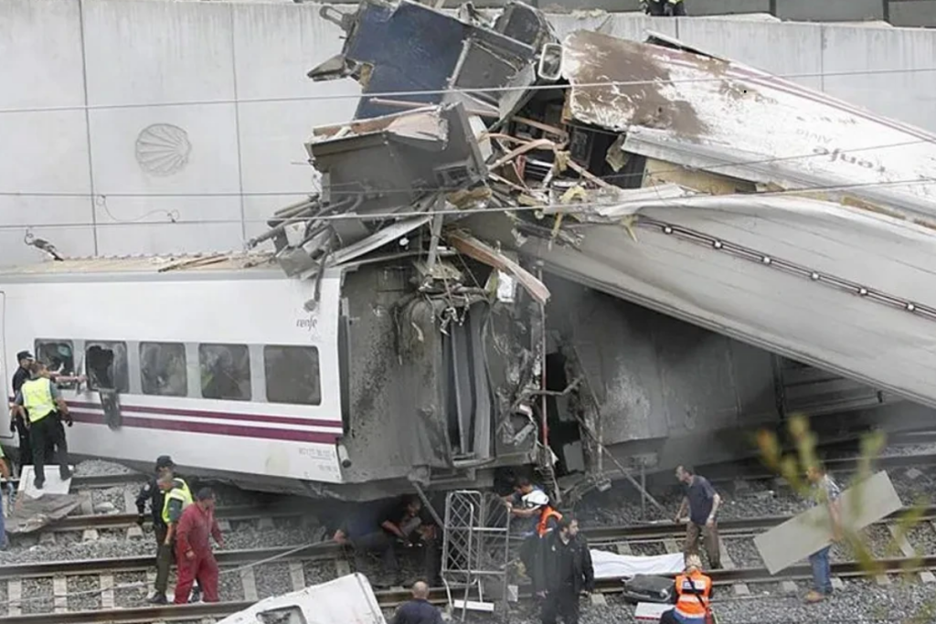 ispanyada iki hizli trenin raydan cikmasi sonucu 21 kisi oldu sk41dajR