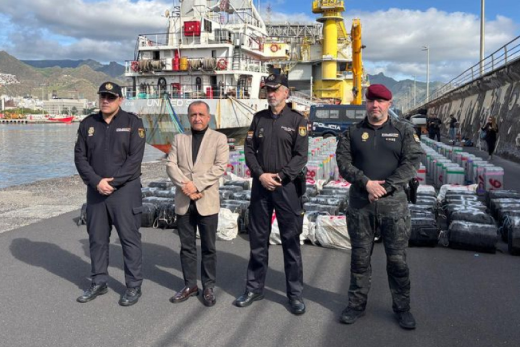 istanbul bassavciligindan ispanyollarin 10 ton uyusturucu yakaladigi gemiye sorusturma DsGZzeve