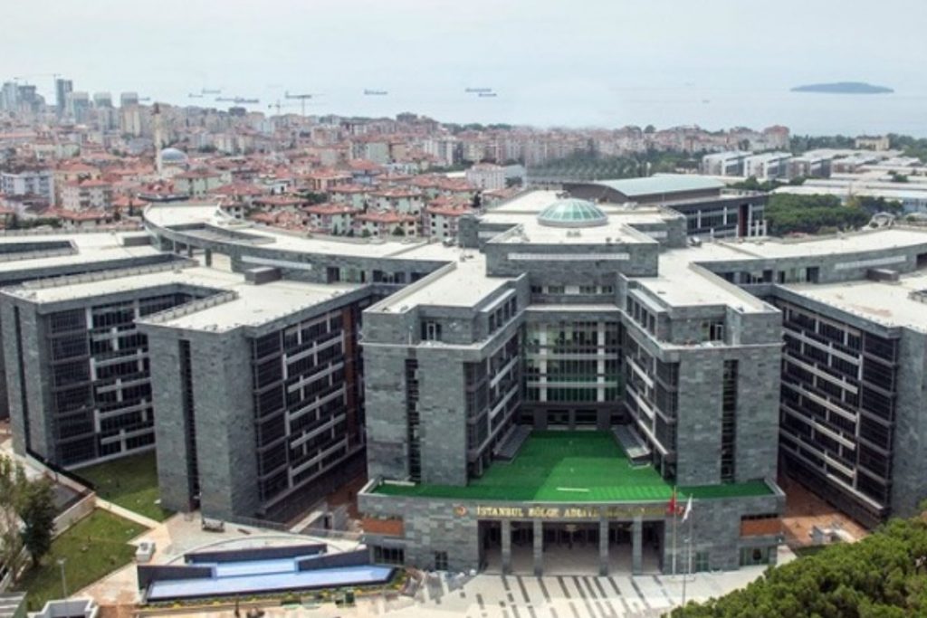 istanbul bolge adliye mahkemesi 23uncu ceza dairesinde savci eski esi olan hakimi vurdu j74pScQC