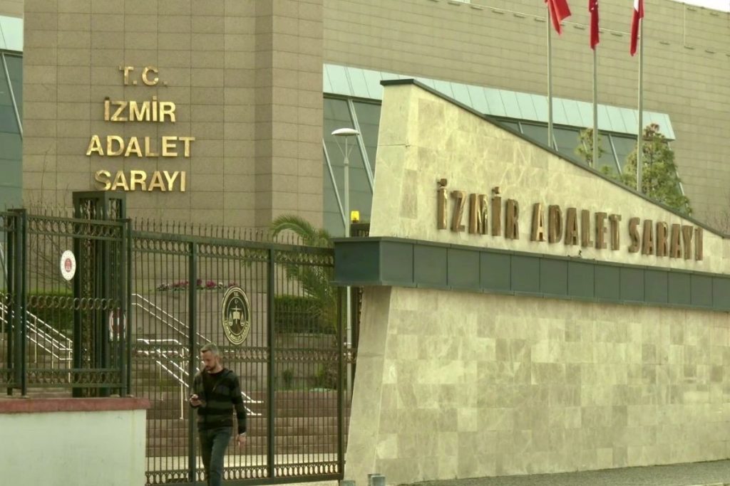 izmir adliyesinde icra dosyasini one alma vaadiyle 180 bin liralik rusvet pazarligina iliskin iddianame 1aYcVvVd