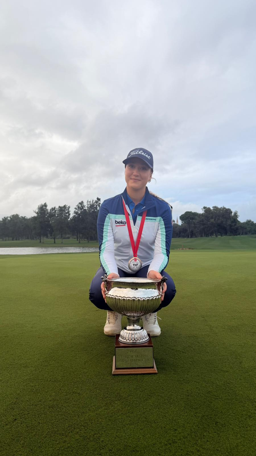 koc holding onursal baskani rahmi kocla her yilin ilk gunu antrenman maci yapan milli Kl5DCYuL