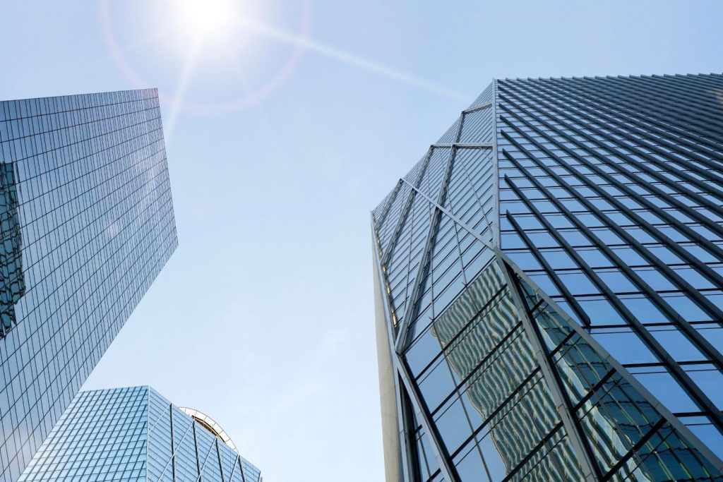 kpmg turkiye verilerine gore 2025 yilinda 185 milyar dolarlik sirket birlesmesi oldu FMazVatJ